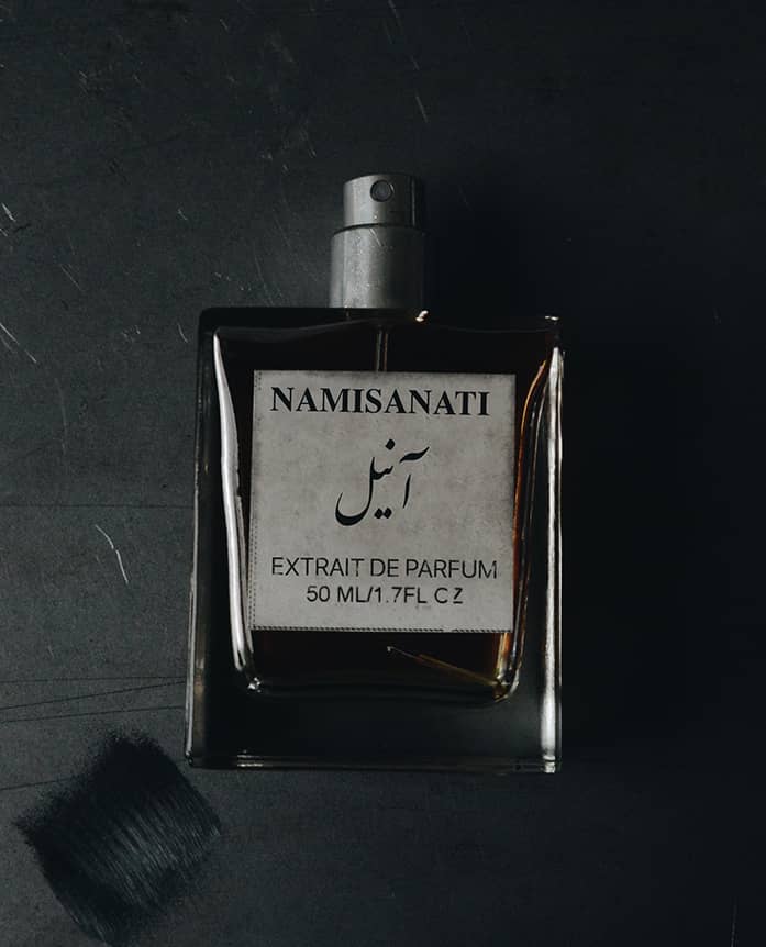 Anil perfume
